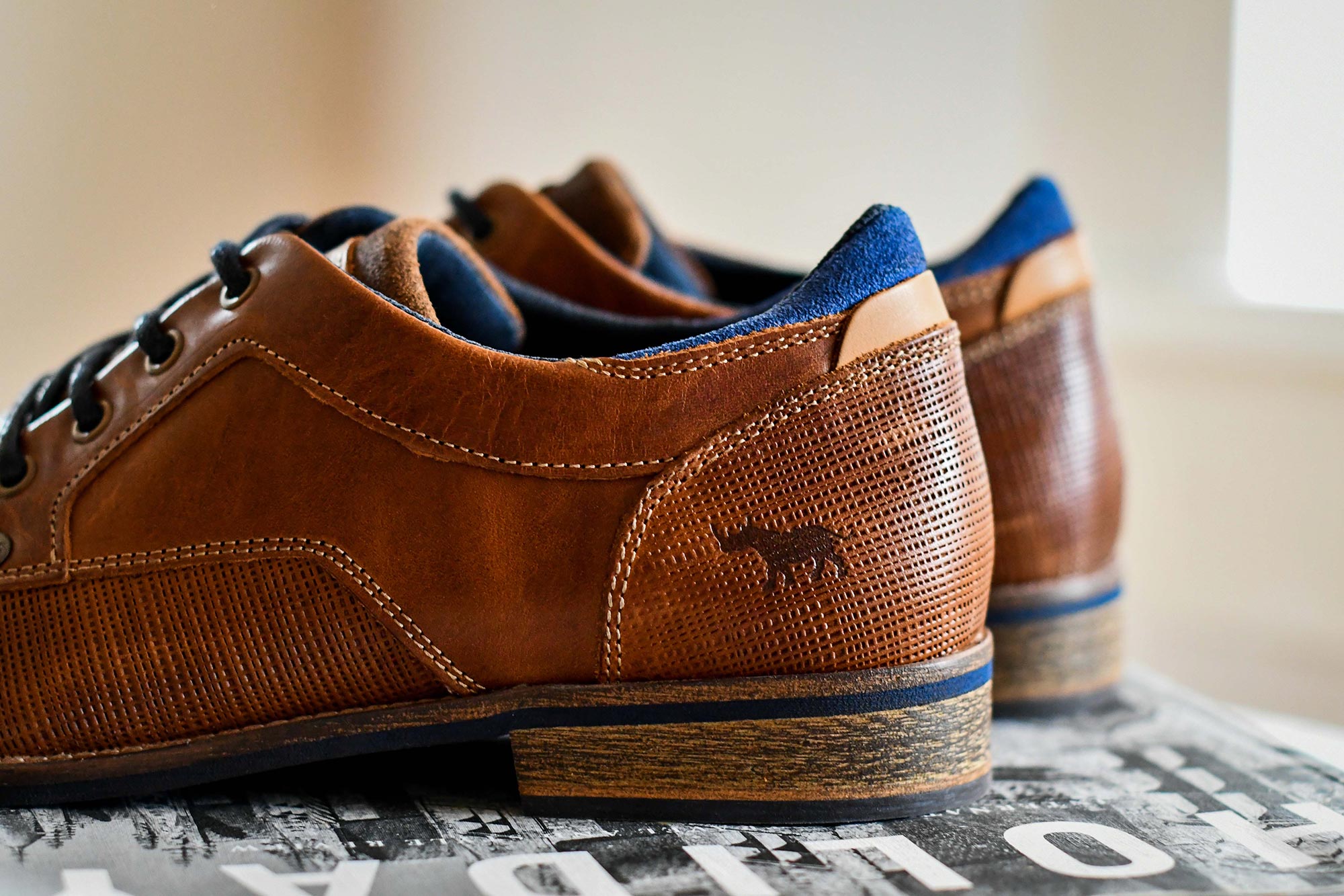 brown dress shoes with chinos Summer Codes + Leather Shoes for Late Summer and Fall Seasonality Ahead! Introducing tips on how to dress and recommended men's items