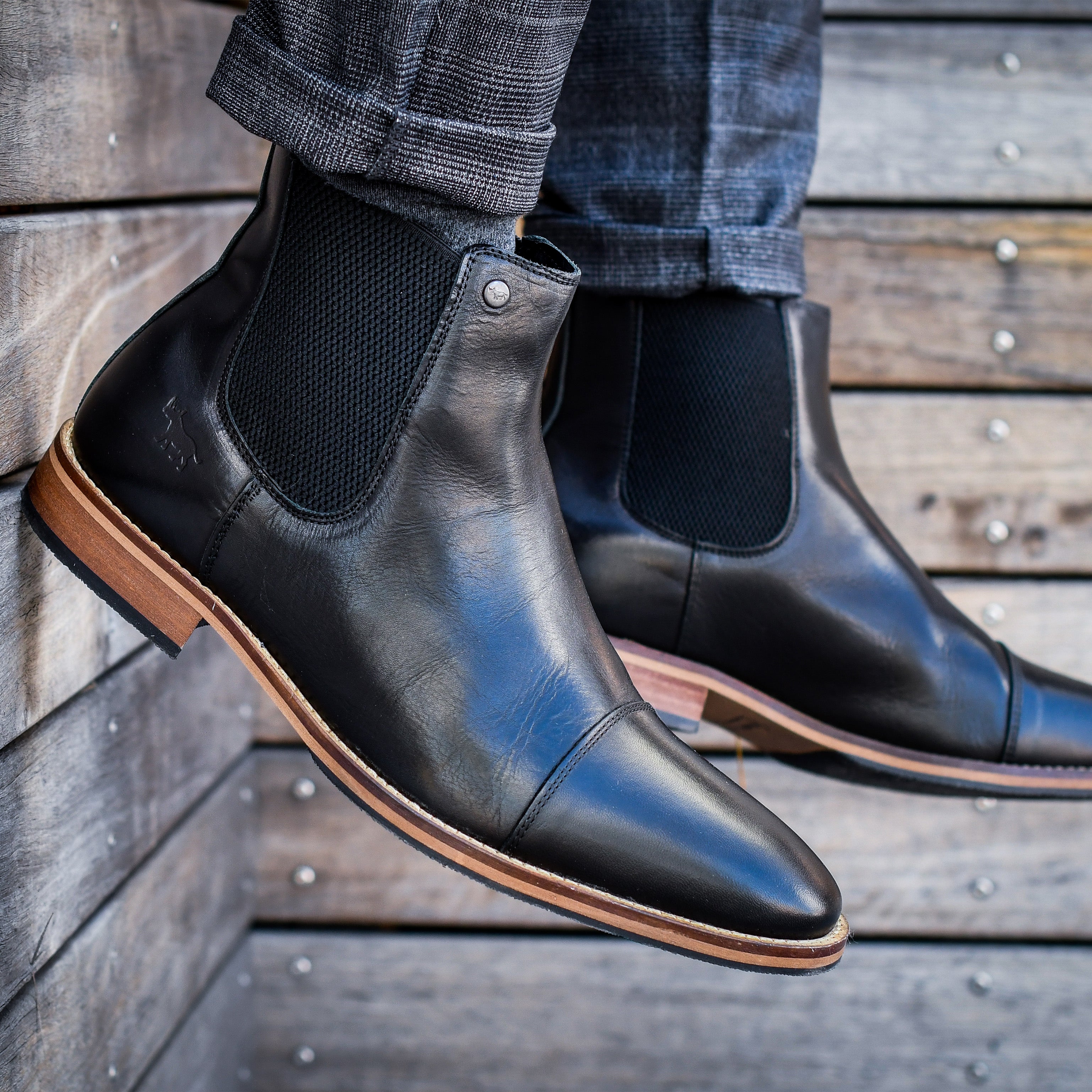 Premium meteora clearance chelsea boots